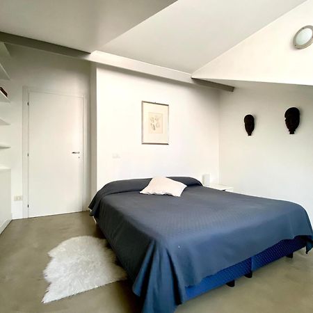 Sant Ambrogio Courtyard Room In Shared Flat Mailand Exterior foto